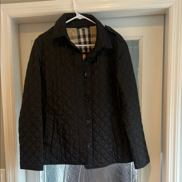 VEUC Burberry XL Black Quilted Women's Jacket - Picture 1 of 13